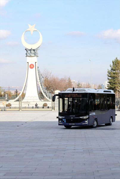 Türkiye'nin sürücüsüz elektrikli otobüsü