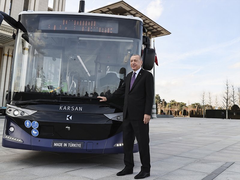 Türkiye'nin sürücüsüz elektrikli otobüsü