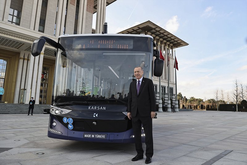 Türkiye'nin sürücüsüz elektrikli otobüsü