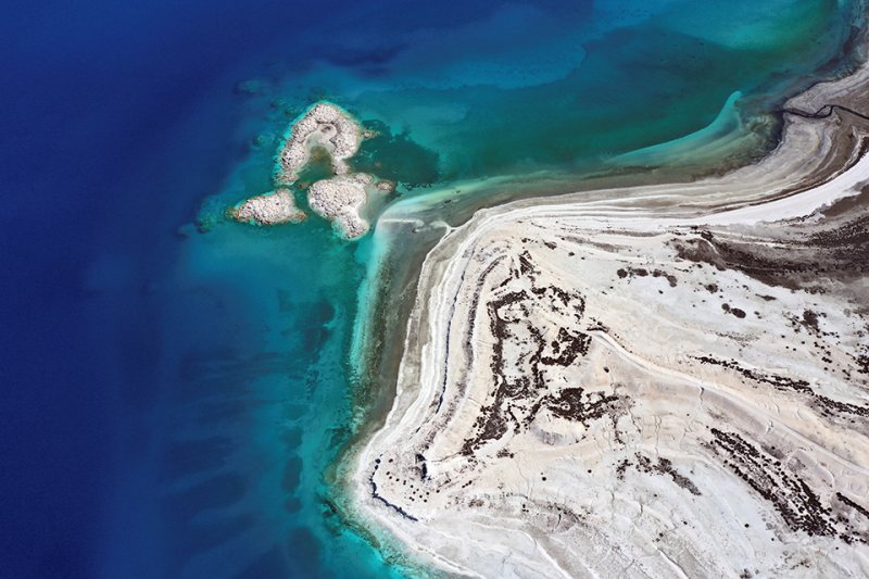 Reuters, Salda Gölü'nü paylaştı