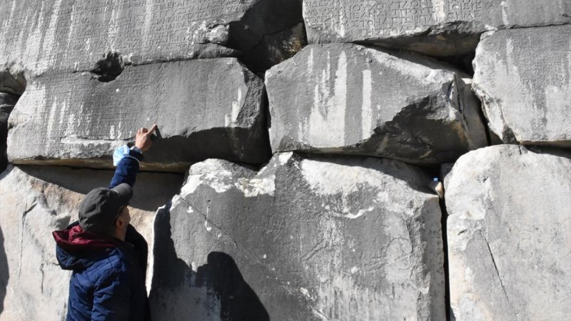 2 bin yıllık antik kent Stratonikeia 