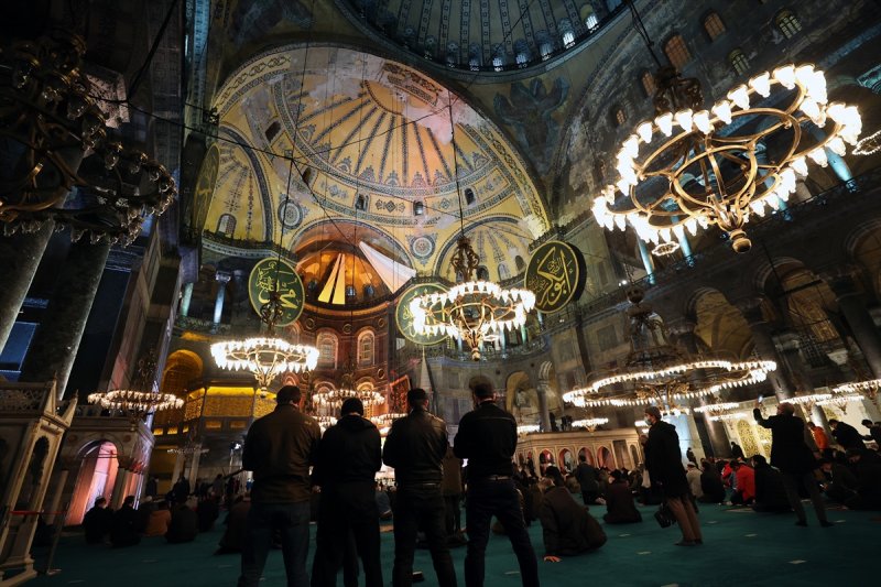 Ayasofya-i Kebir Cami-i Şerifi'nde Mirac gecesi idrak edildi