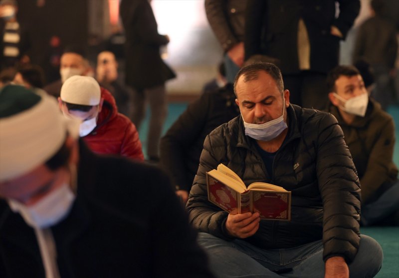 Ayasofya-i Kebir Cami-i Şerifi'nde Mirac gecesi idrak edildi