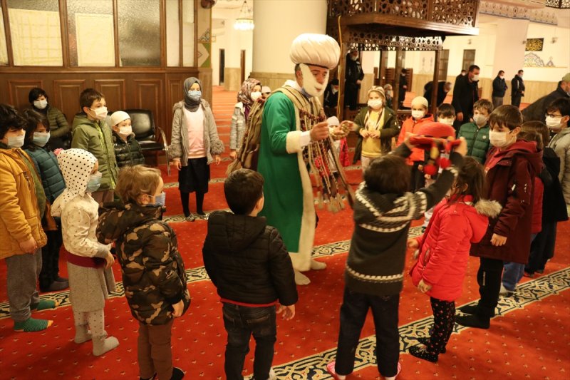 Berat Kandili yurt genelinde idrak edildi