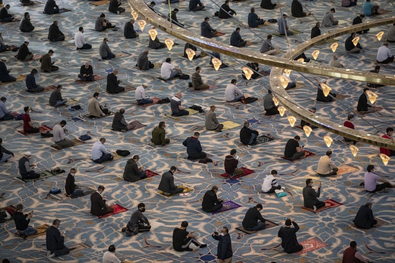 Büyük Çamlıca Camisi'ne 2 yılda 12 milyon ziyaretçi