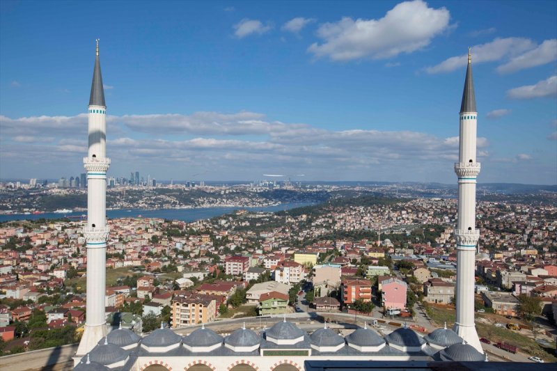 Büyük Çamlıca Camisi'ne 2 yılda 12 milyon ziyaretçi