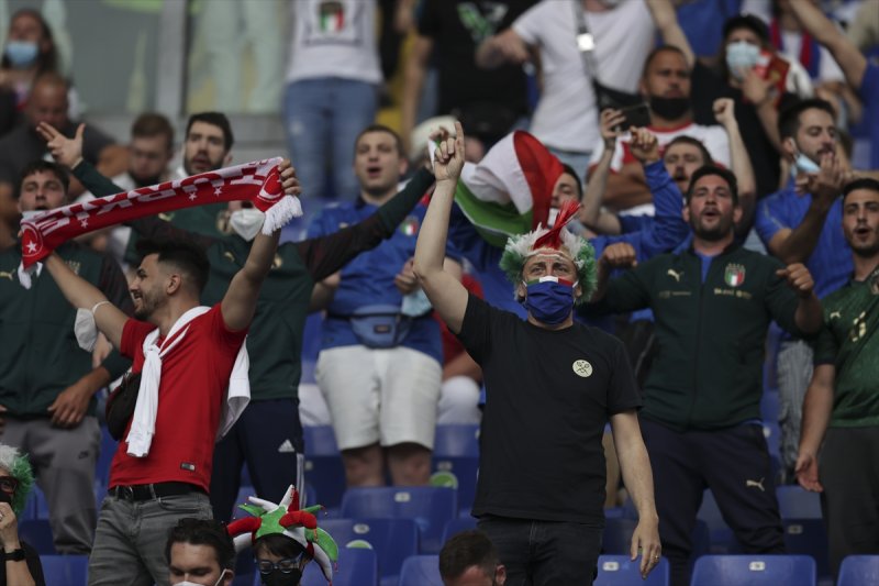 Euro 2020 Türkiye - İtalya maçından kareler
