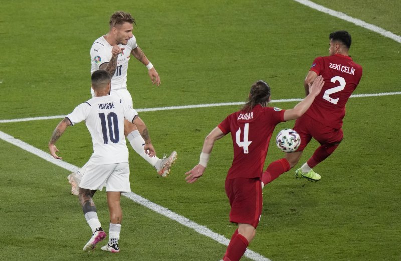 Euro 2020 Türkiye - İtalya maçından kareler