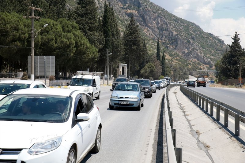 Kuşadası ve Didim'de yoğunluk