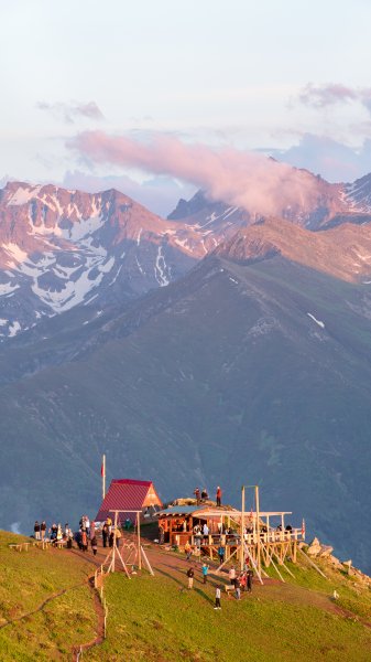 Huser Yaylası'nın büyüleyen güzelliği