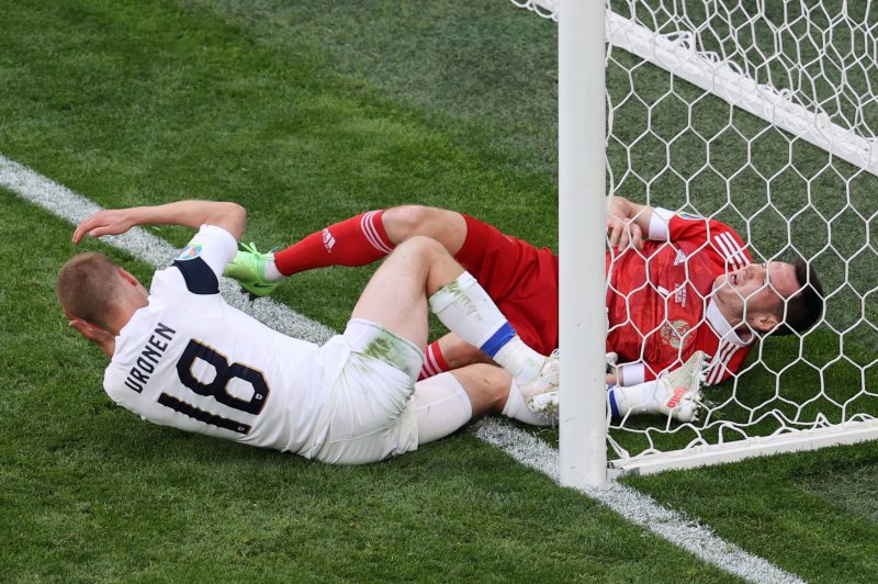 Finlandiya-Rusya maçından kareler