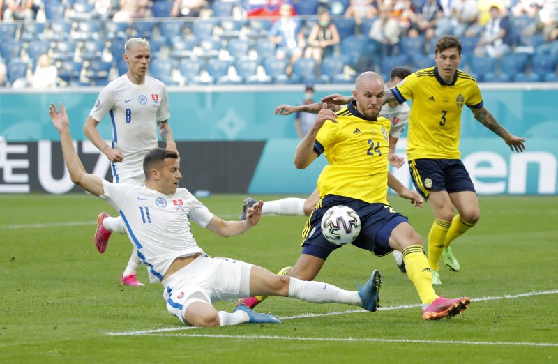 İsviçre-Slovakya maçından kareler