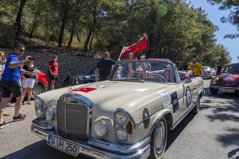 2021 Türkiye Klasik Otomobil Şampiyonası Bodrum'da başladı