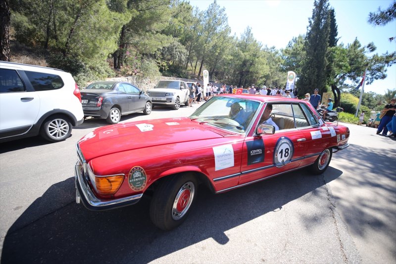 2021 Türkiye Klasik Otomobil Şampiyonası Bodrum'da başladı