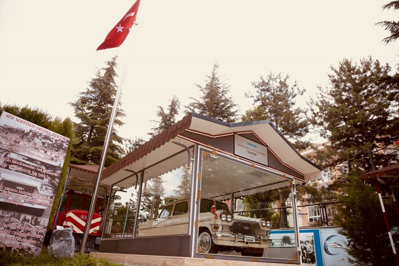 Devrim Otomobili Müzesi, kapılarını yeniden açtı
