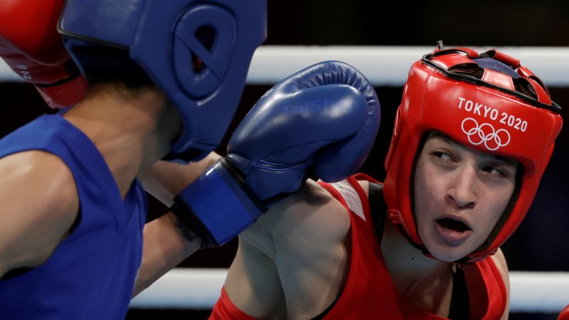 Milli boksör Buse Naz Çakıroğlu Tokyo'da finalde