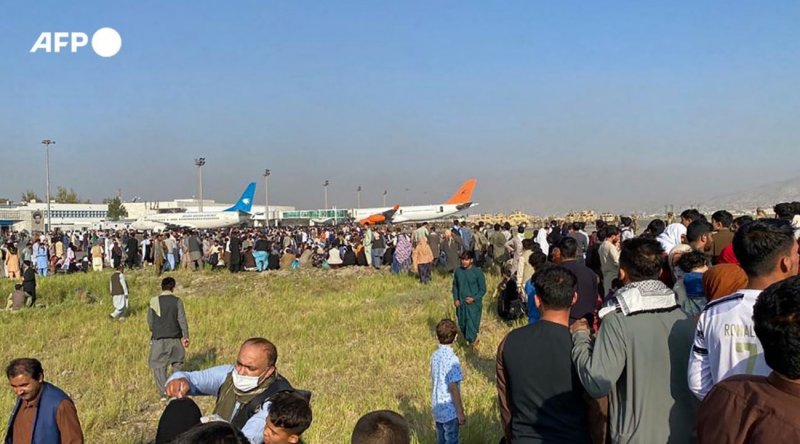 Kabil'de kaçış izdihamı