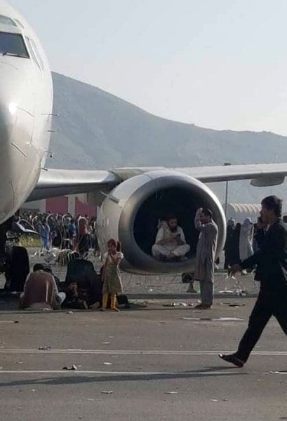 Kabil'de kaçış izdihamı