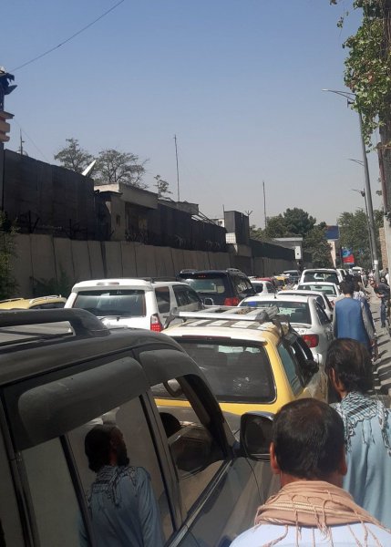 Kabil'de kaçış izdihamı