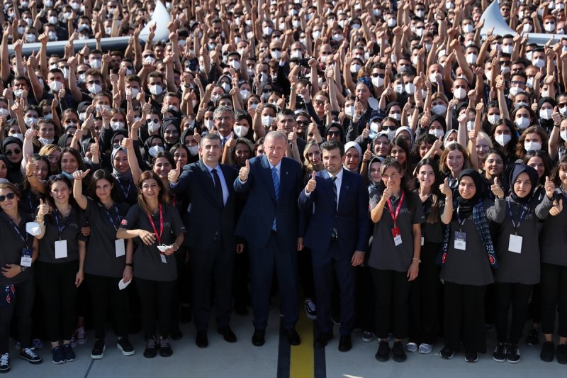 AKINCI TİHA, TSK'ya teslim edildi