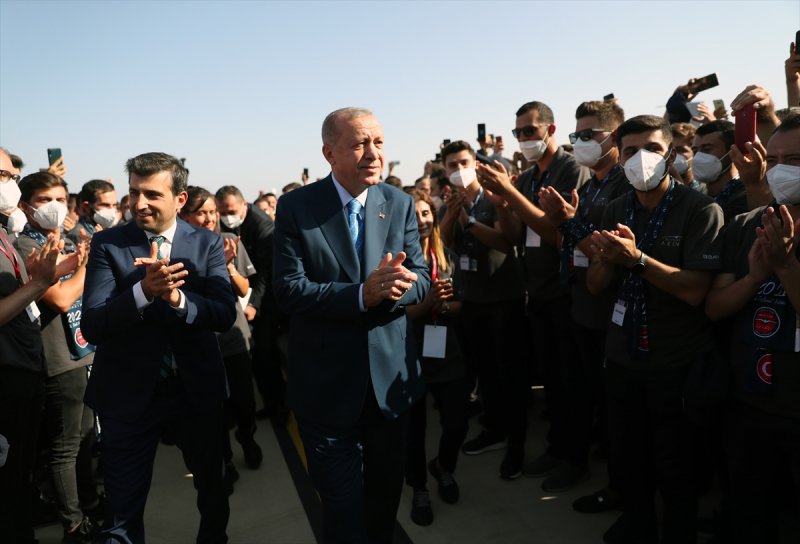 AKINCI TİHA, TSK'ya teslim edildi