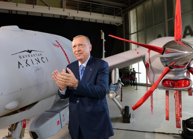 AKINCI TİHA, TSK'ya teslim edildi