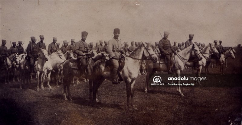 30 Ağustos'un unutulmaz fotoğrafları