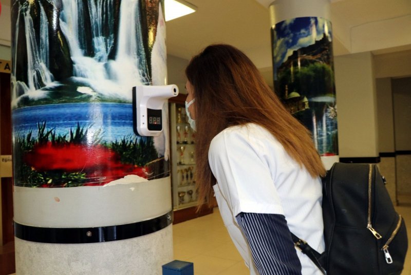 Yüz yüze eğitime geçilmesiyle okulların açılışından ilk kareler