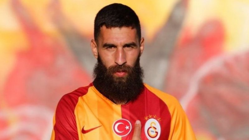 4 büyüklerden giden oyuncular