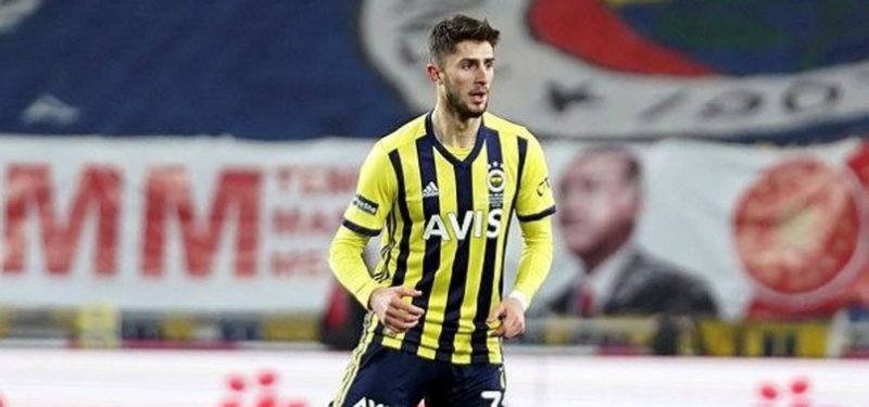 4 büyüklerden giden oyuncular