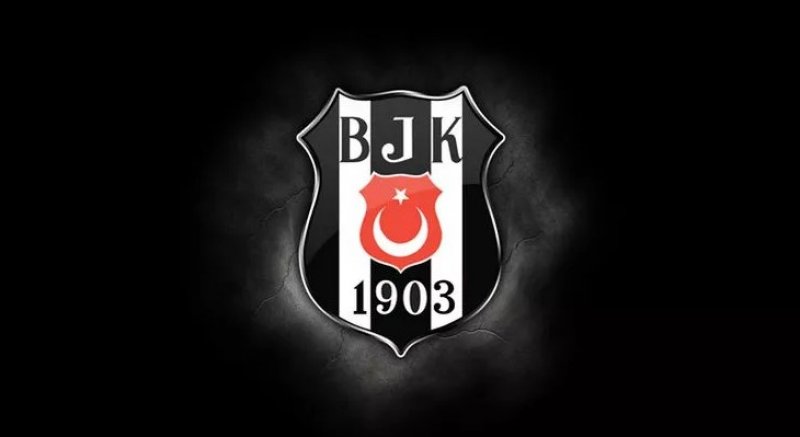 4 büyüklerden giden oyuncular