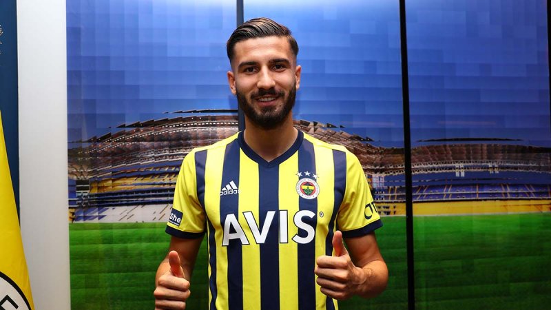 4 büyüklerden giden oyuncular