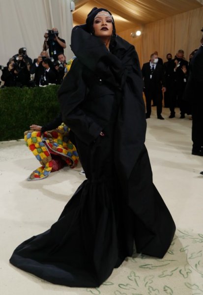 MET Gala'nın en ilginç kıyafetleri