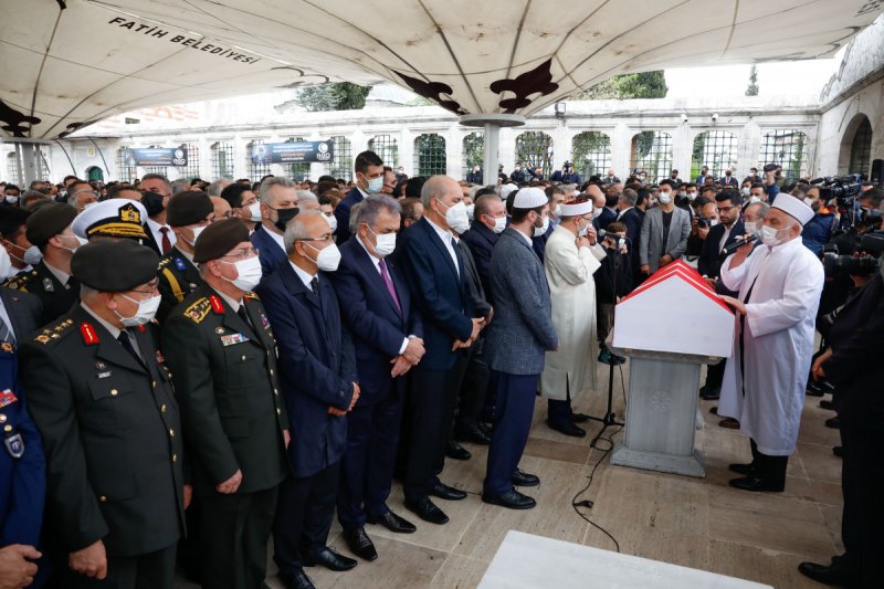 SİHA'ların öncü ismi Özdemir Bayraktar'a veda