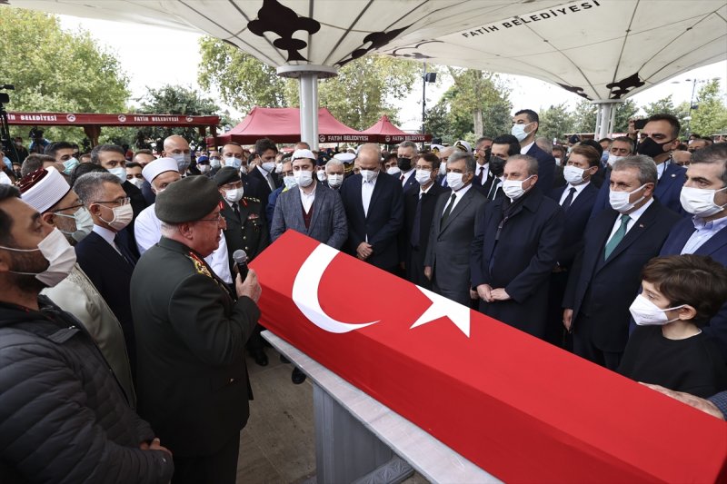 SİHA'ların öncü ismi Özdemir Bayraktar'a veda