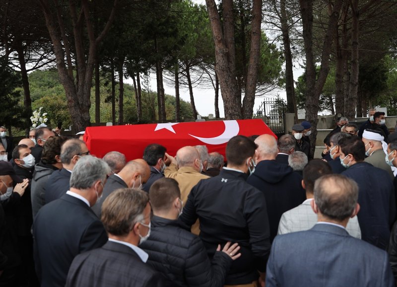 SİHA'ların öncü ismi Özdemir Bayraktar'a veda