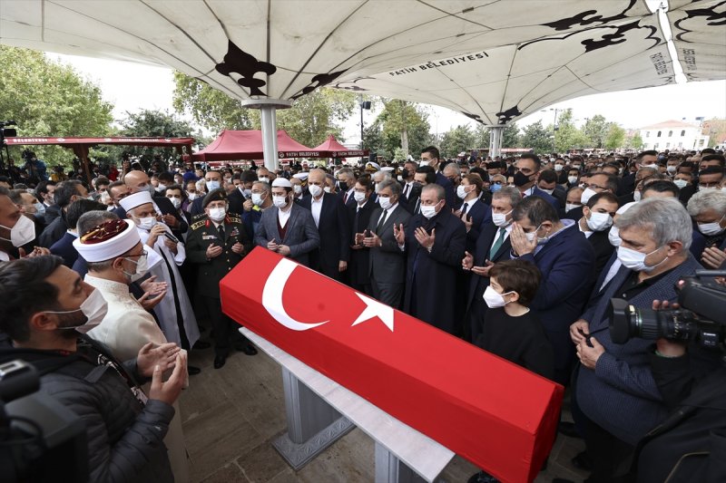 SİHA'ların öncü ismi Özdemir Bayraktar'a veda