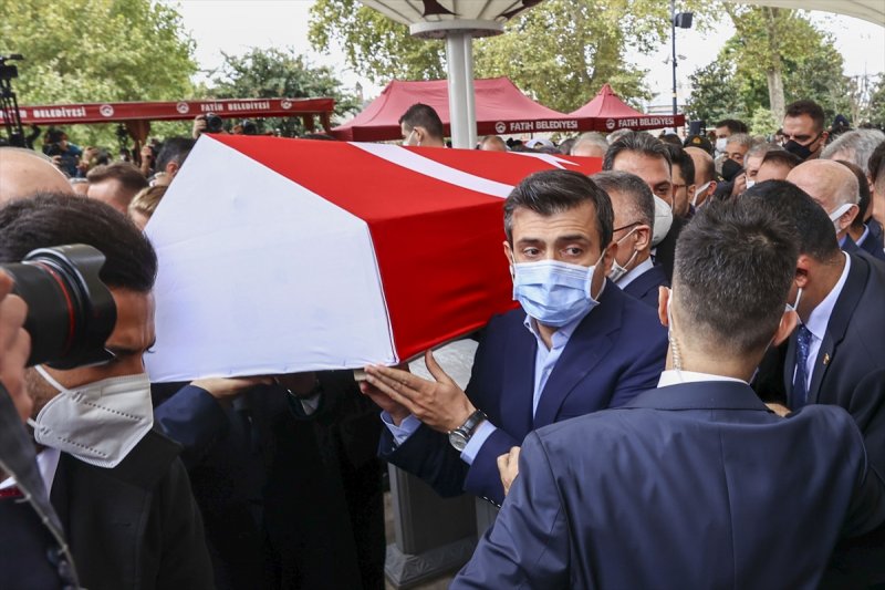 SİHA'ların öncü ismi Özdemir Bayraktar'a veda