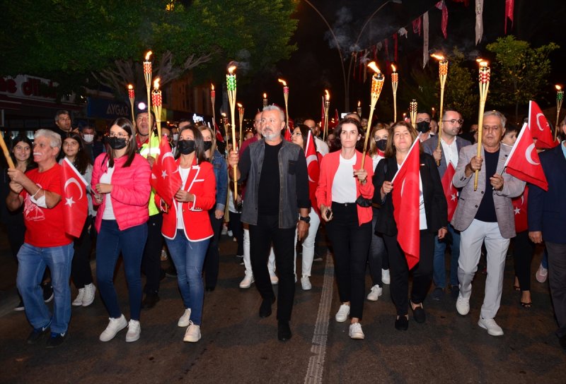 29 Ekim Cumhuriyet Bayramı sevinçle karşılandı