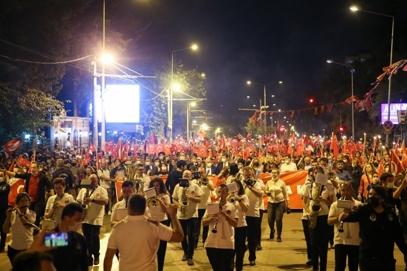 29 Ekim Cumhuriyet Bayramı sevinçle karşılandı
