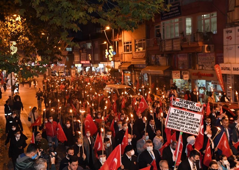 29 Ekim Cumhuriyet Bayramı sevinçle karşılandı