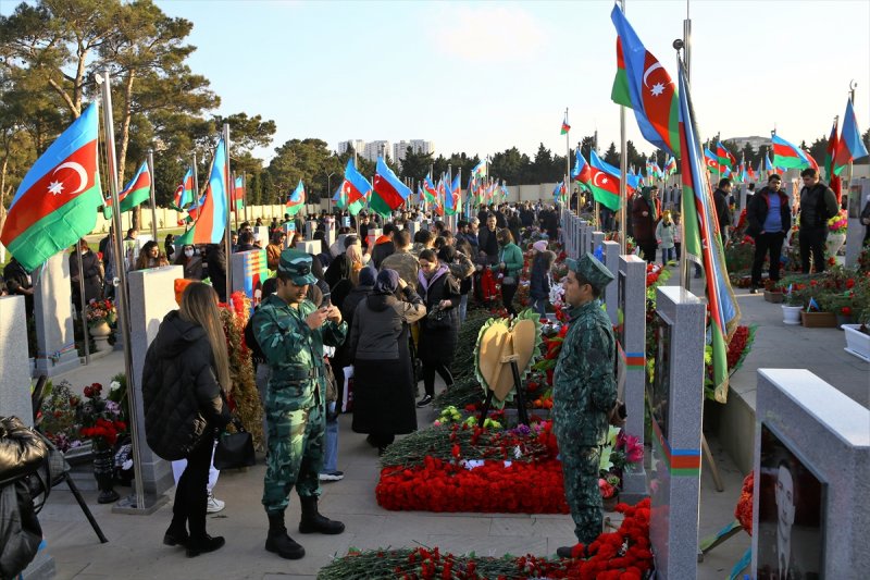 Karabağ Zaferi'nin birinci yıl dönümünde şehitler anıldı