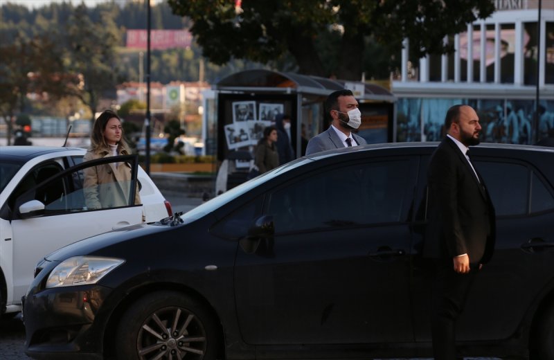 Yurt genelinde hayat saat 09.05'te 1 dakikalığına durdu 