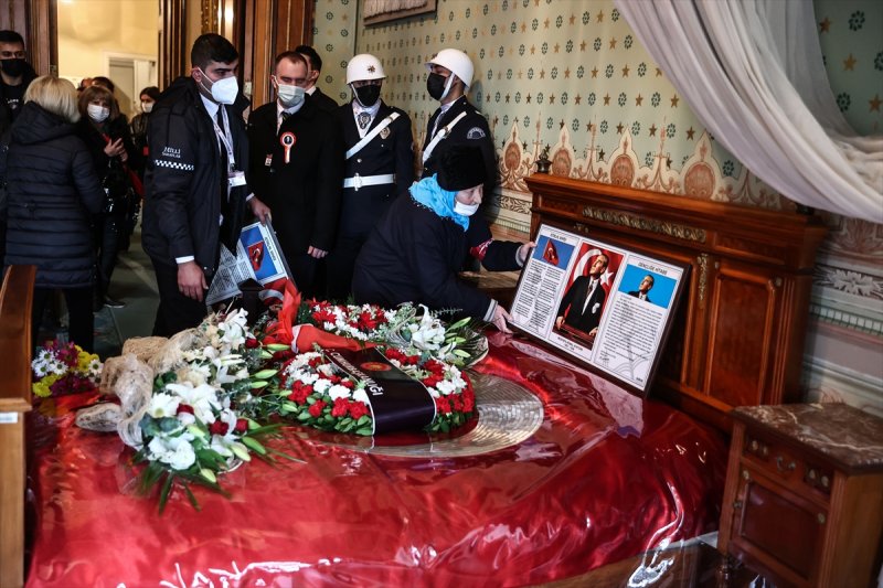 Yurt genelinde hayat saat 09.05'te 1 dakikalığına durdu 