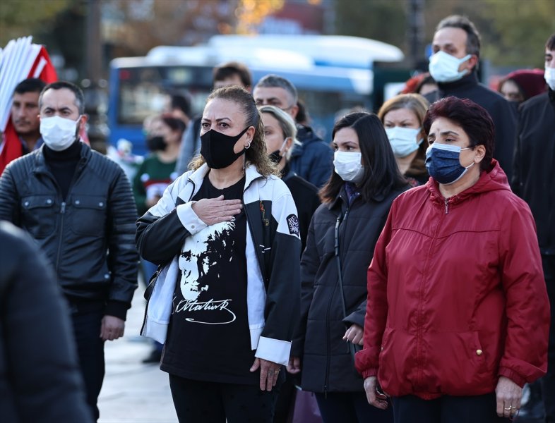 Yurt genelinde hayat saat 09.05'te 1 dakikalığına durdu 