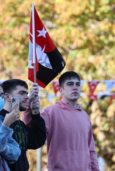 Yurt genelinde hayat saat 09.05'te 1 dakikalığına durdu 