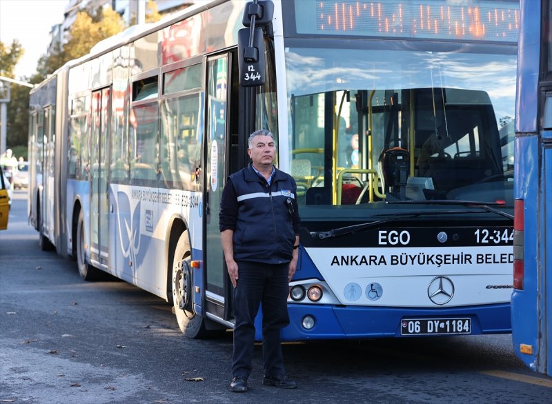 Yurt genelinde hayat saat 09.05'te 1 dakikalığına durdu 
