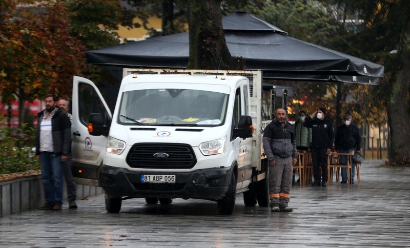 Yurt genelinde hayat saat 09.05'te 1 dakikalığına durdu 