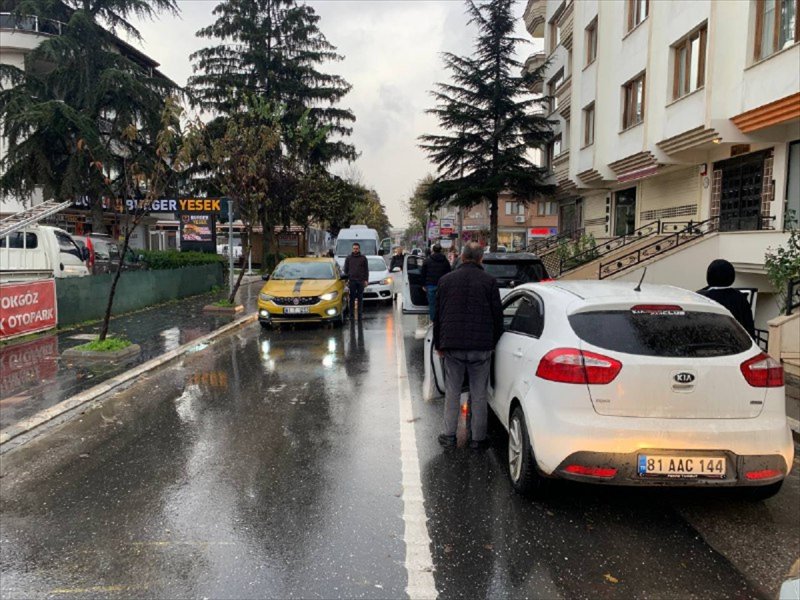 Yurt genelinde hayat saat 09.05'te 1 dakikalığına durdu 