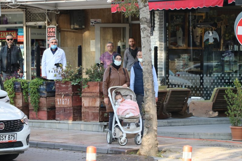 Yurt genelinde hayat saat 09.05'te 1 dakikalığına durdu 